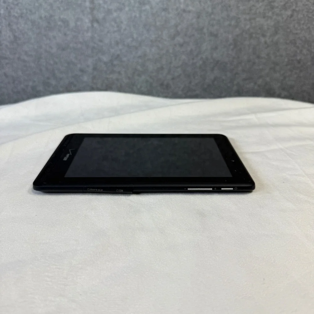 Verizon 4G LTE Tablet Model QMV7B‎ Black
